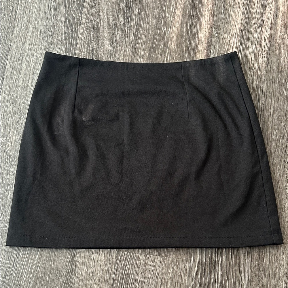 Elegant Black Mini Skirt for Women